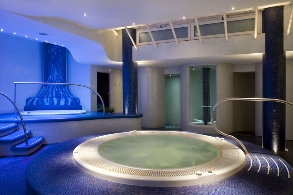 Hotel Wellness Bladen 3*